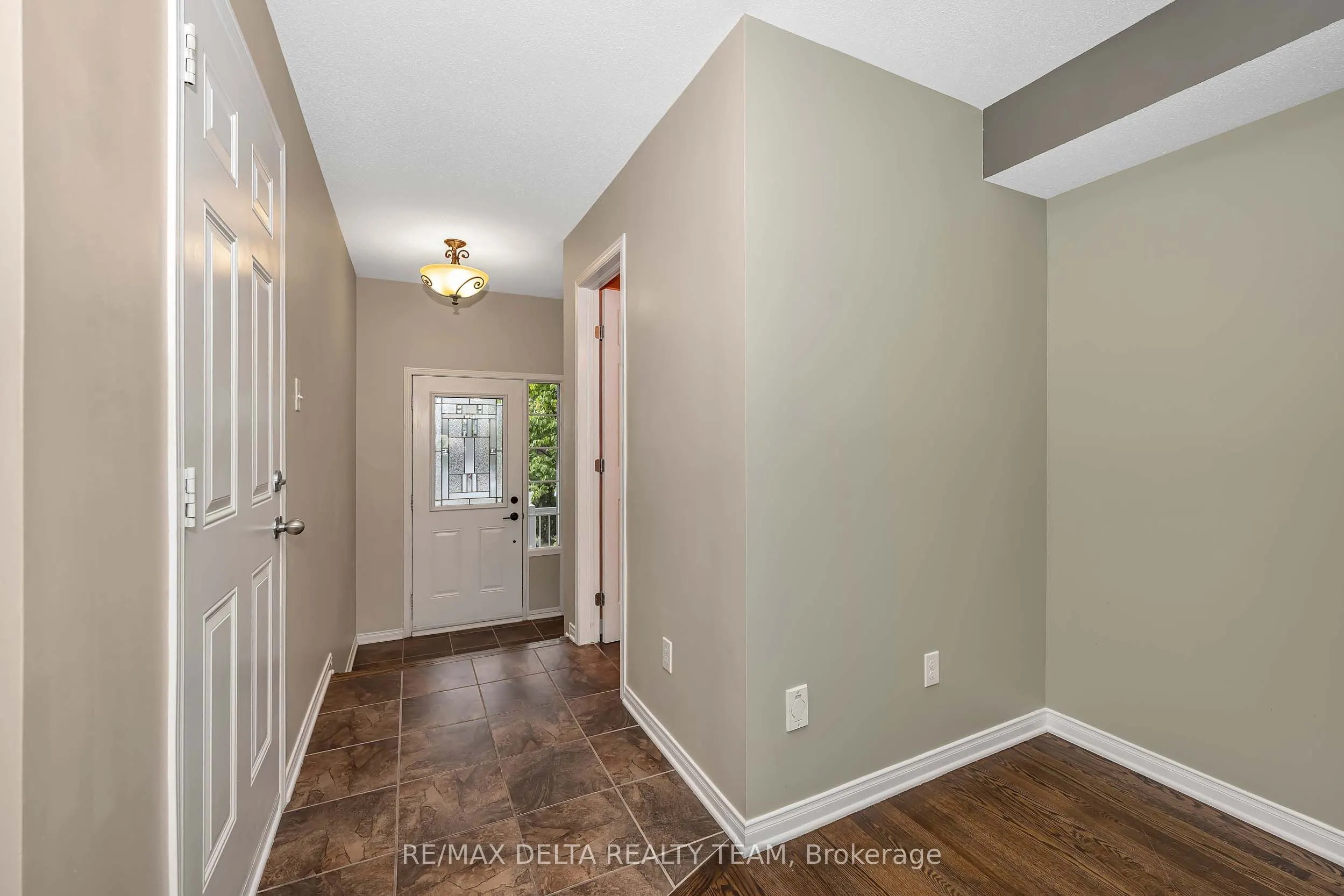 253 Cityview Crescent