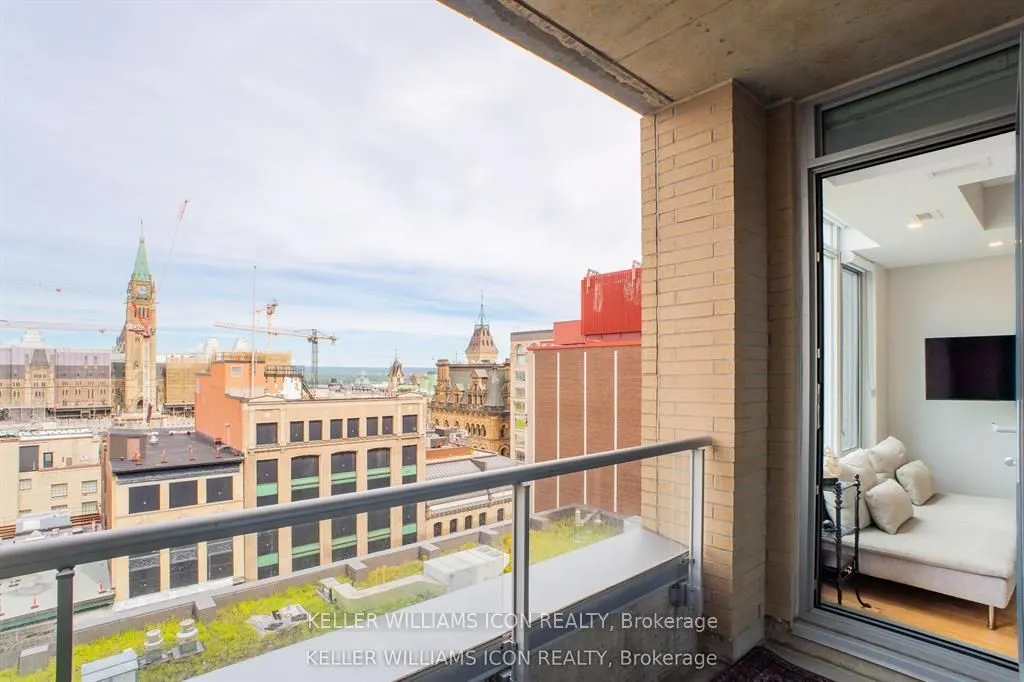101 Queen Street #1105