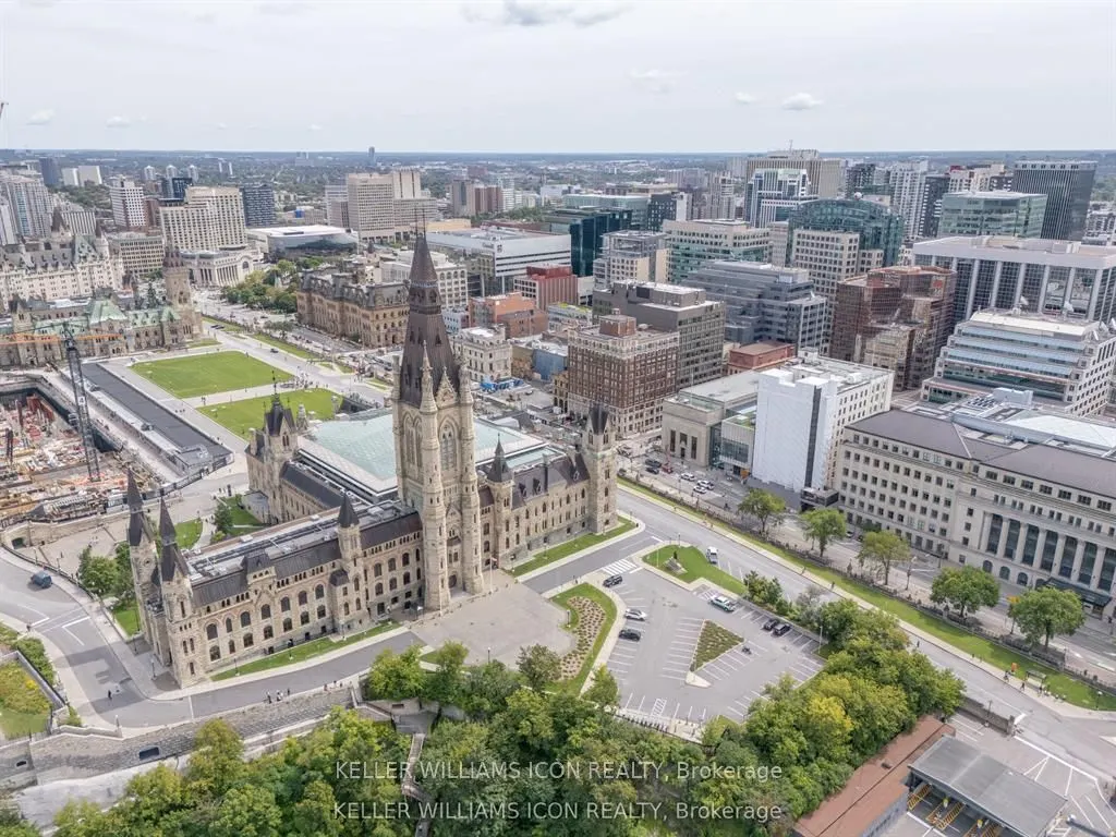 101 Queen Street #1105