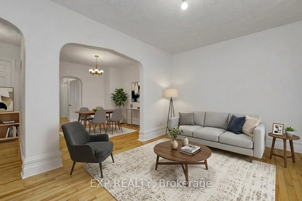 108 Lebreton Street N