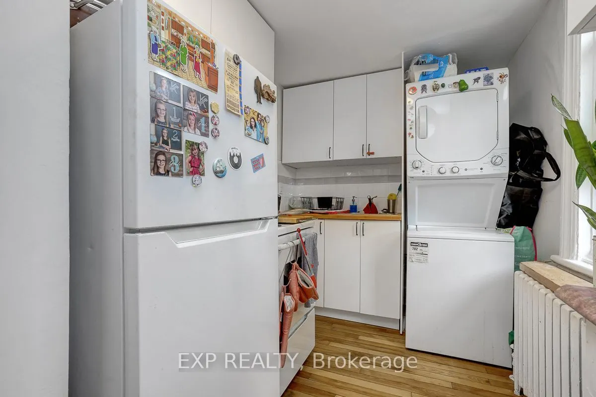 108 Lebreton Street N