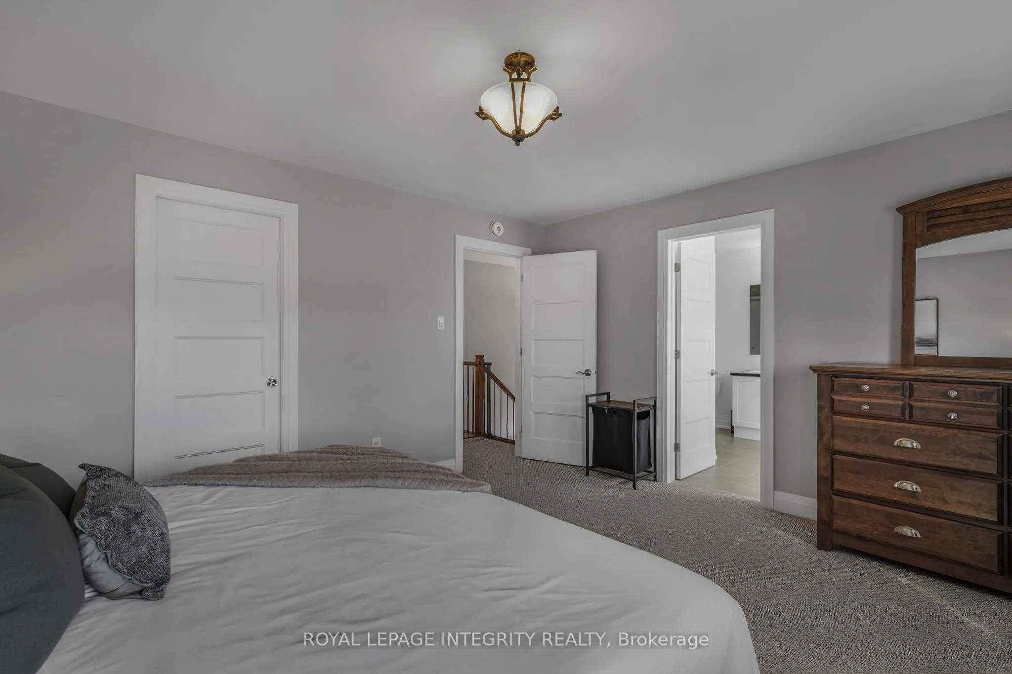 400 Colmar Street
