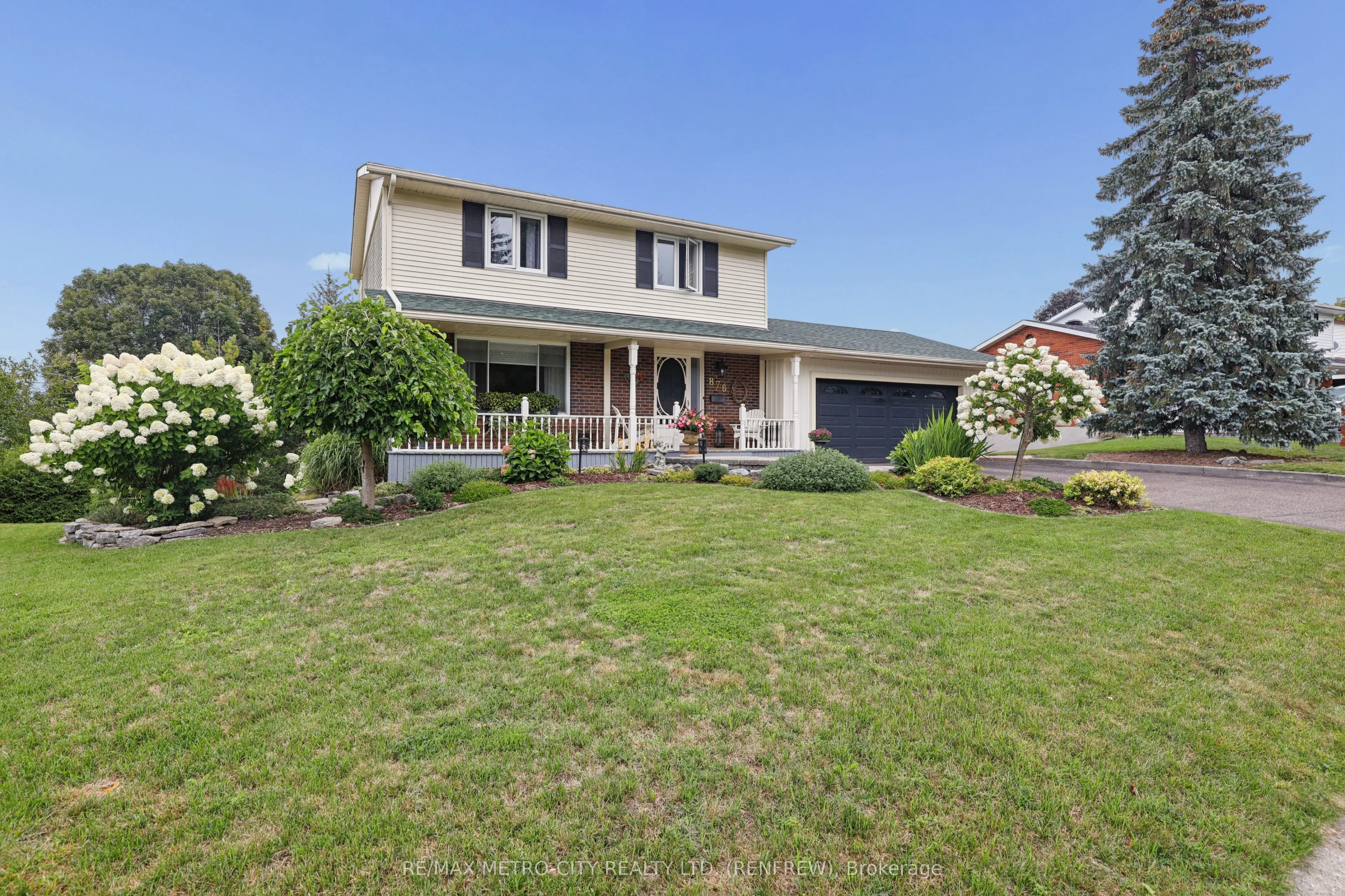 876 Hillsview Street