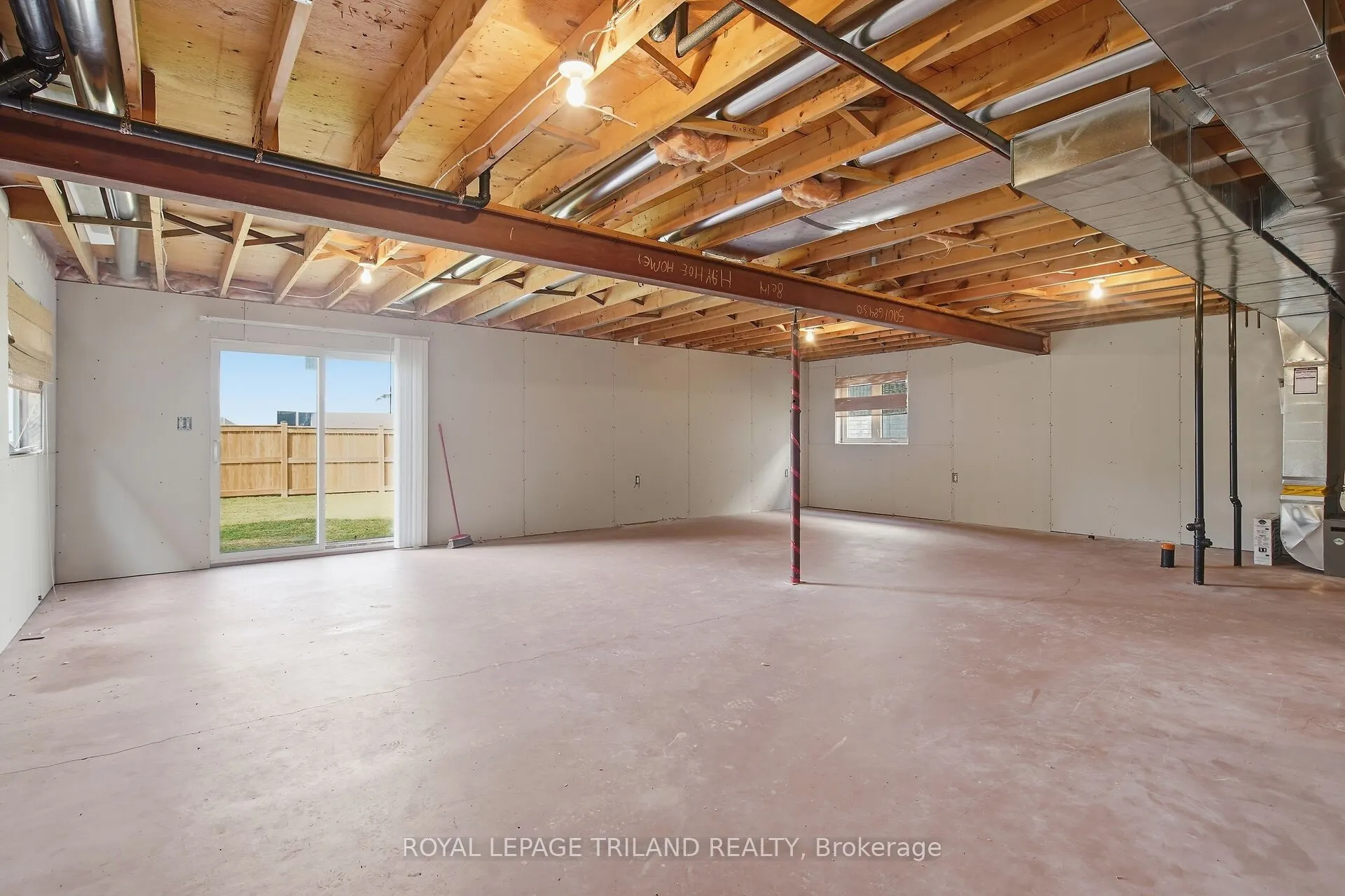 20 Windemere Place #10
