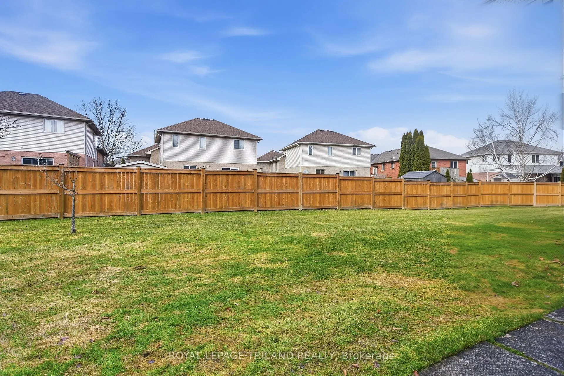 20 Windemere Place #10