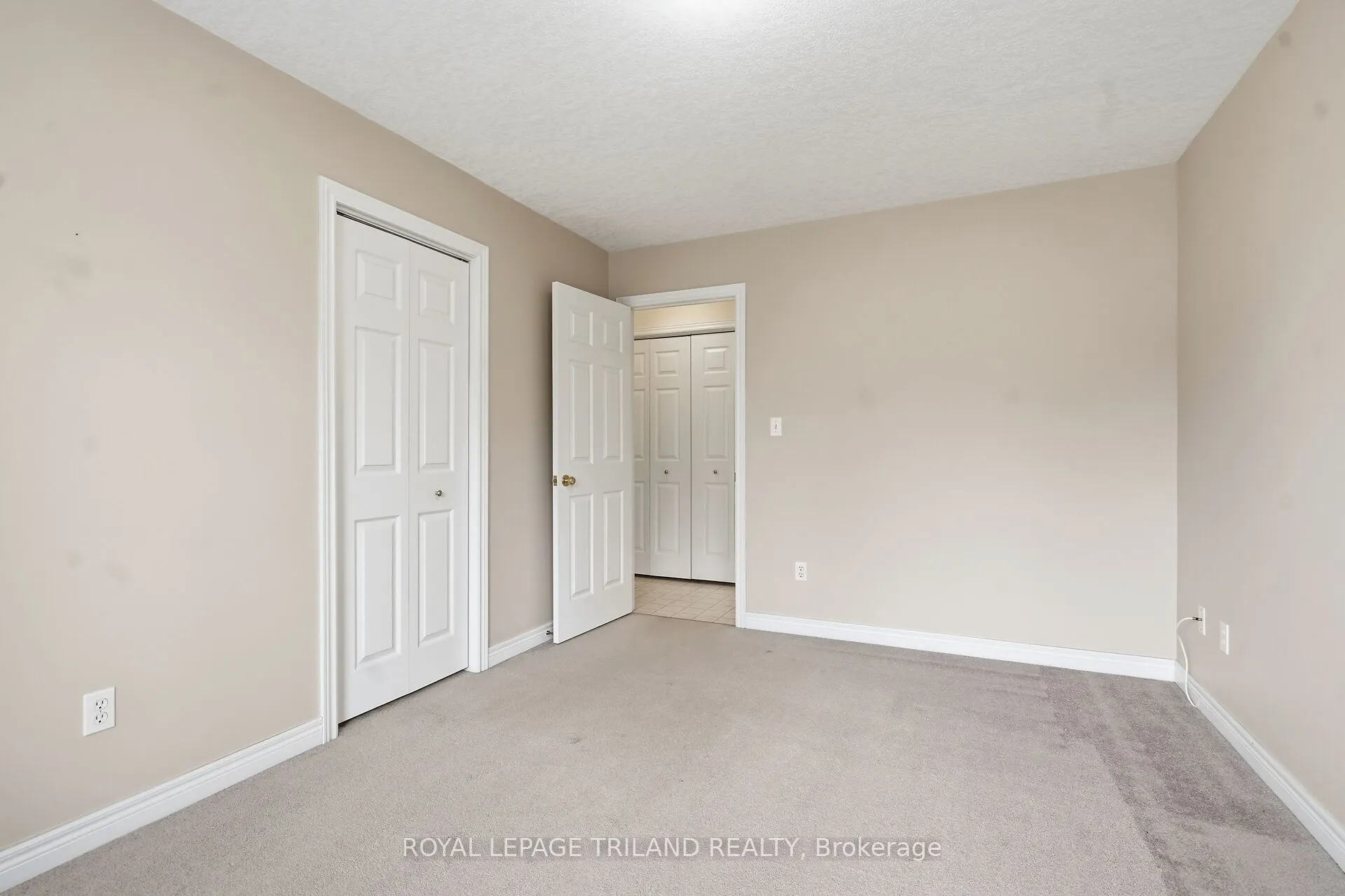 20 Windemere Place #10