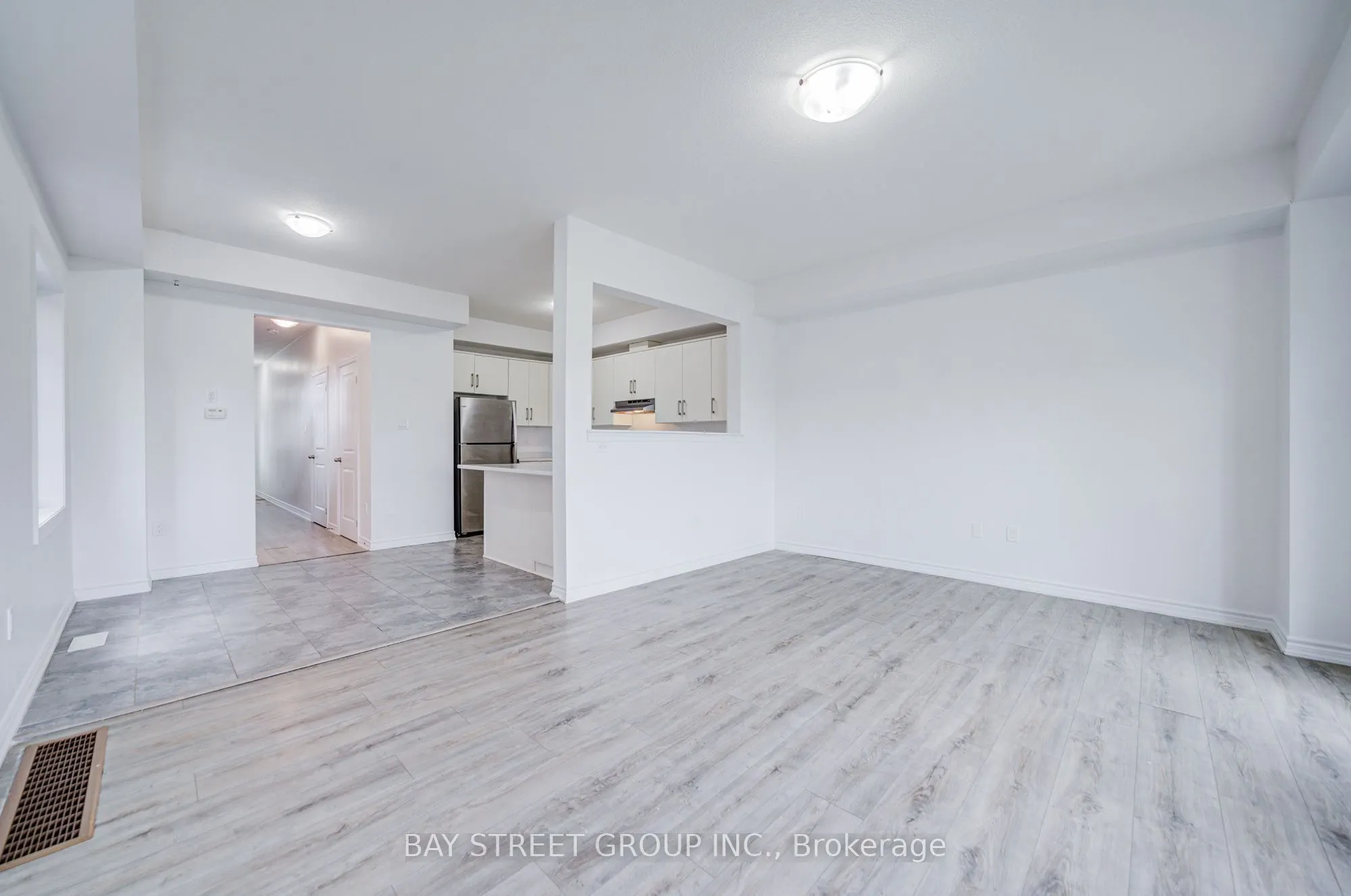 10 Elsegood Drive