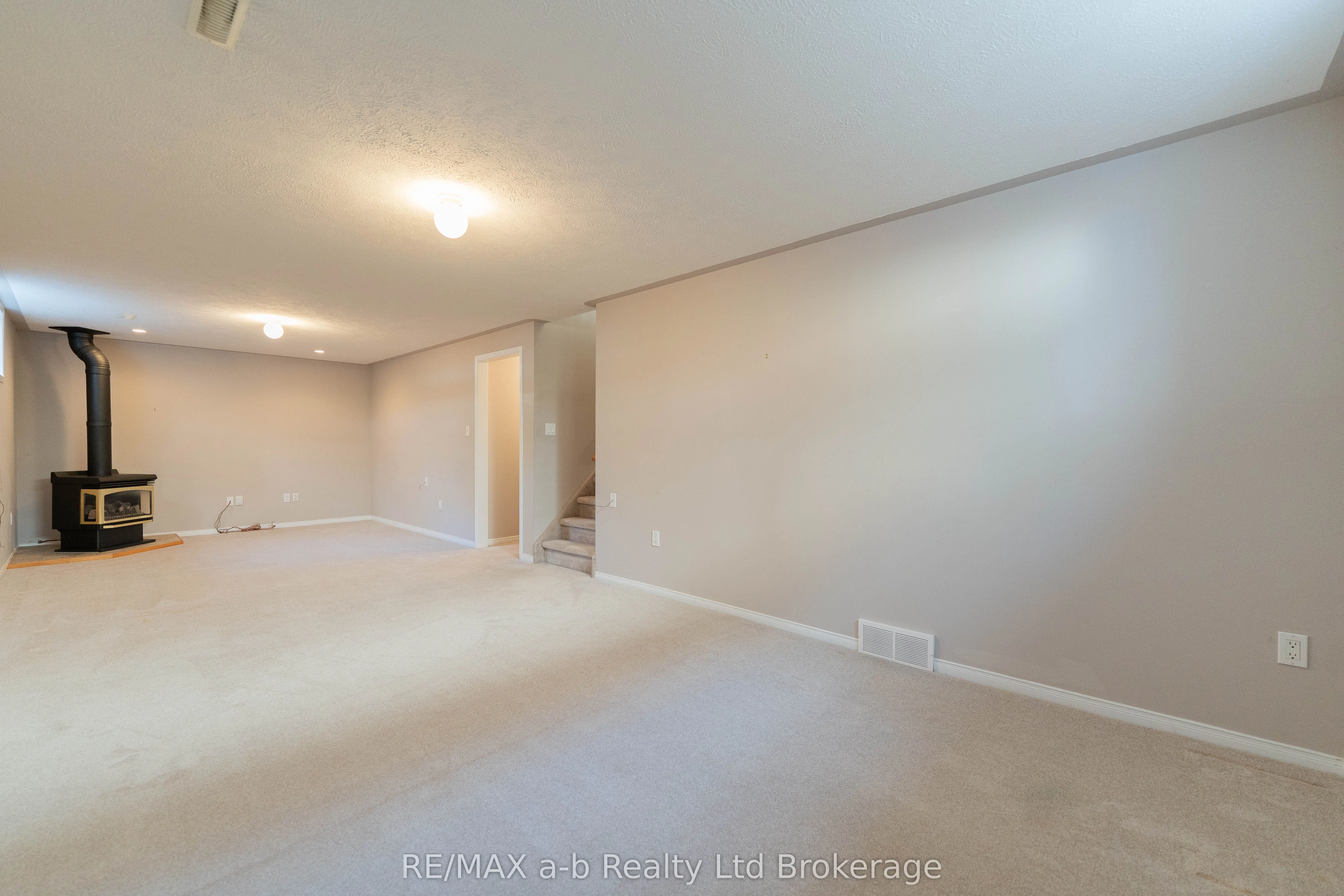 44 Beech Boulevard