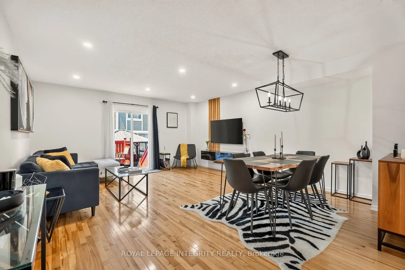 16 Stamford Private #0
