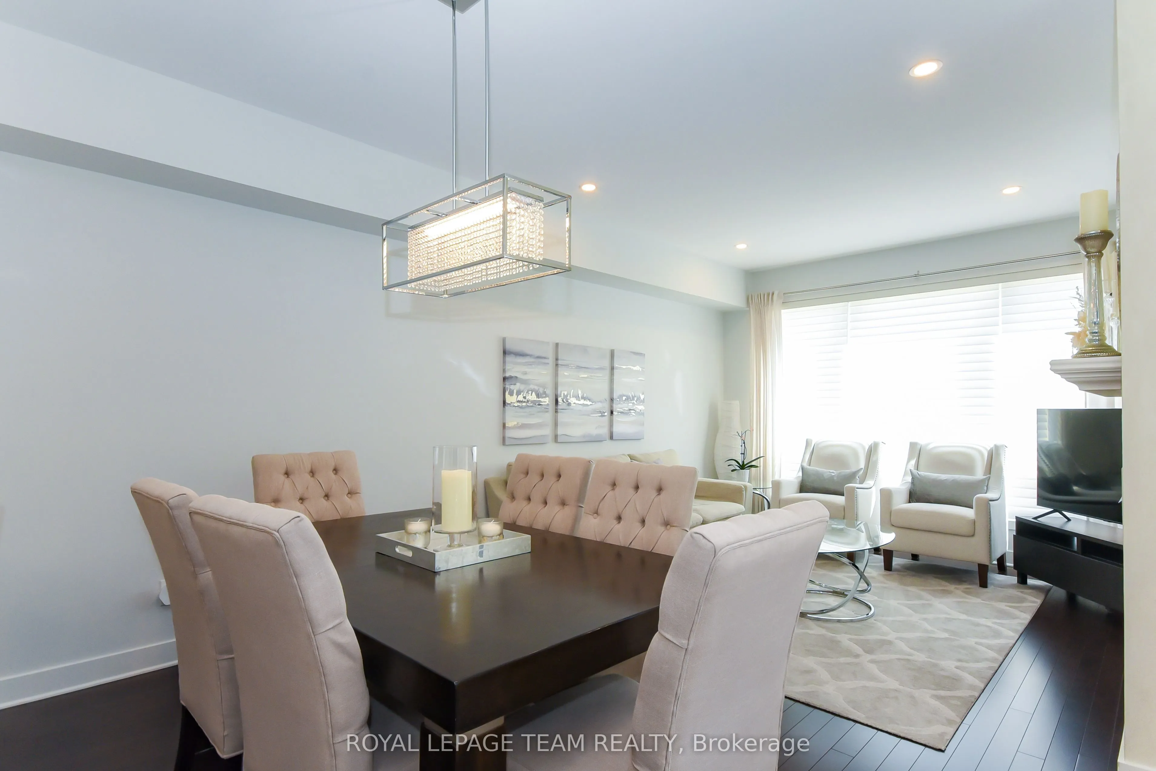 725 Capricorn Circle