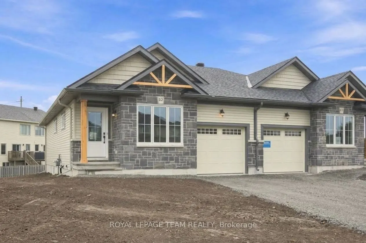 52 Whitcomb Crescent
