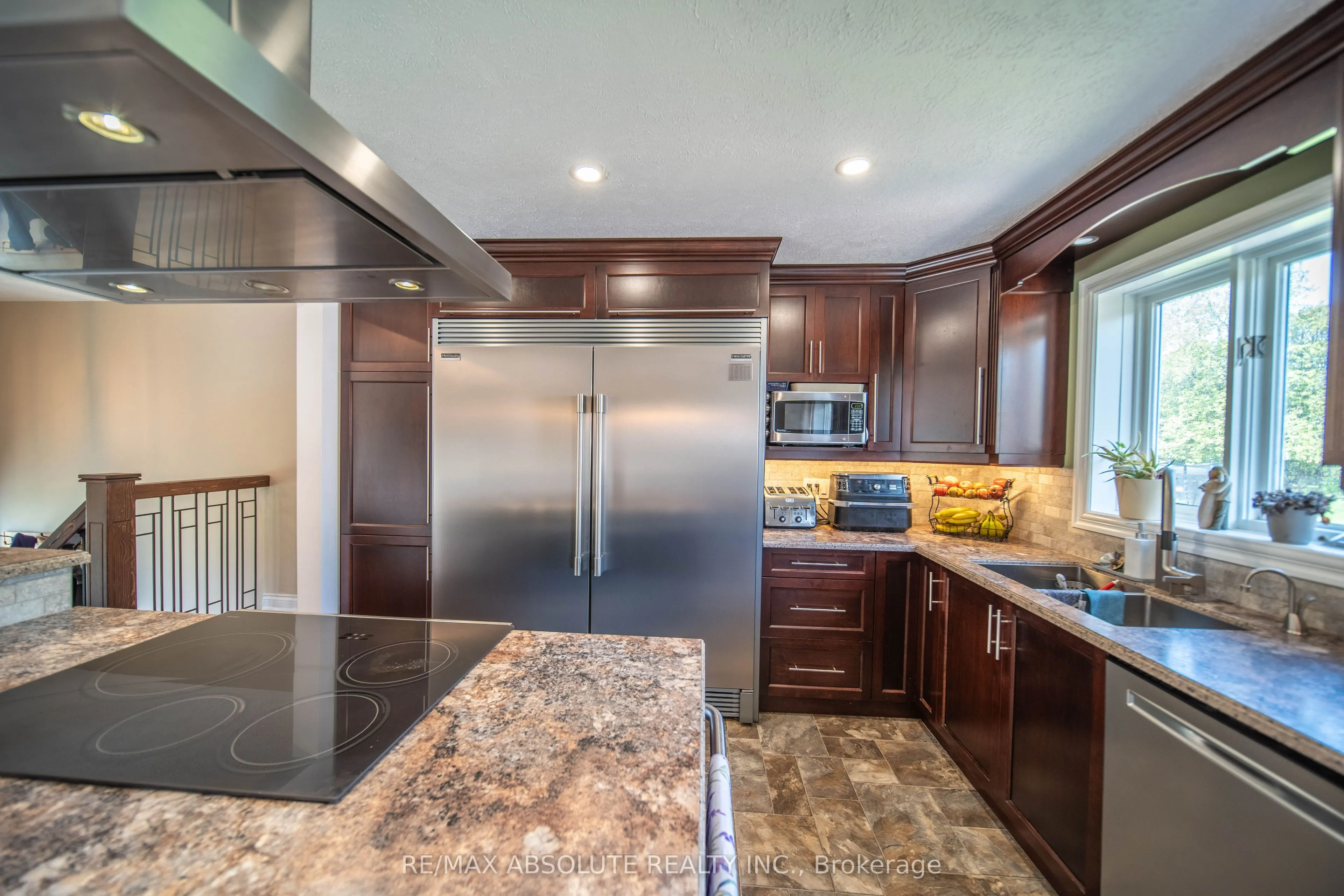 38 Duchesse Crescent #38