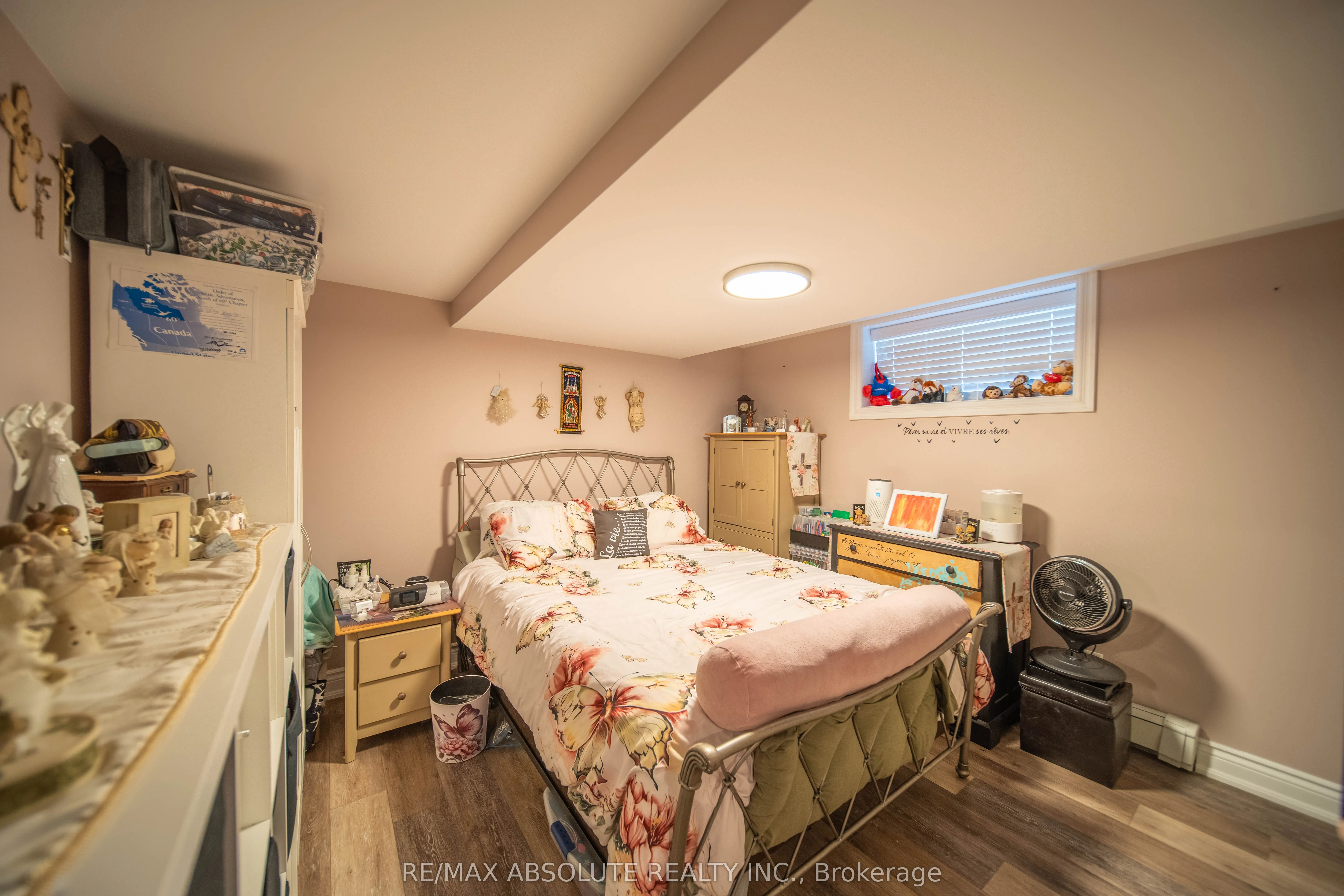 38 Duchesse Crescent #38