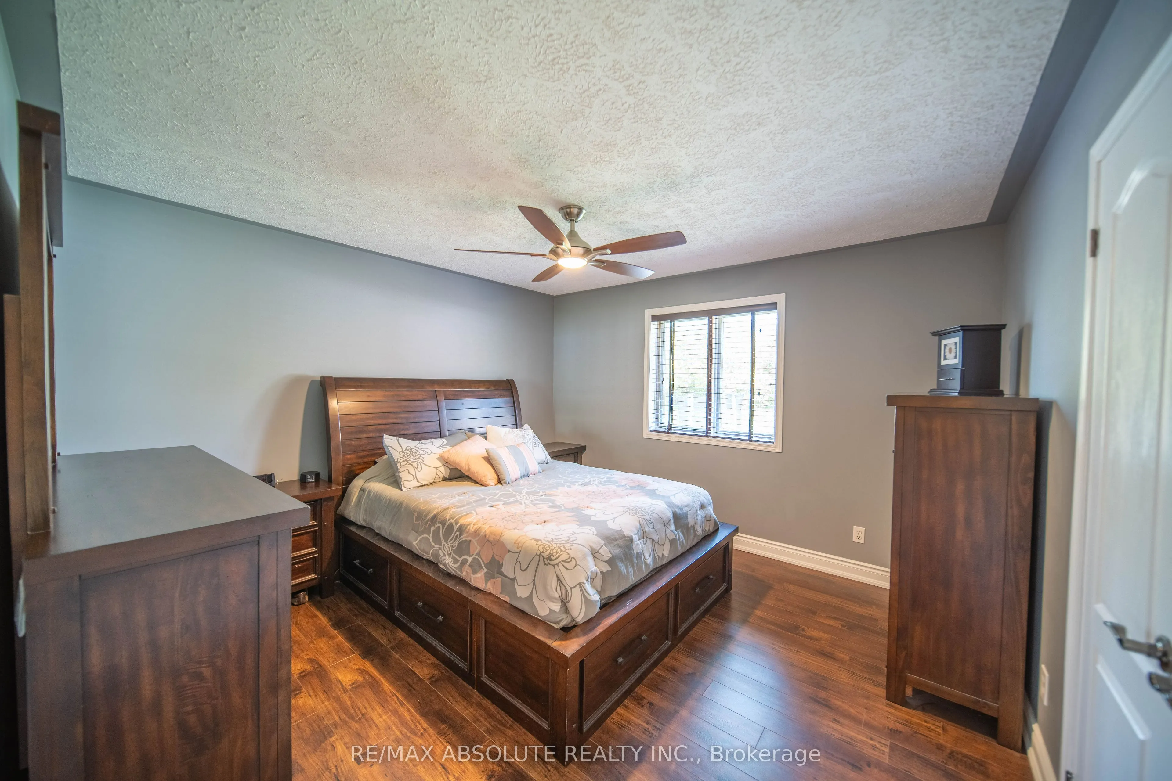 38 Duchesse Crescent #38