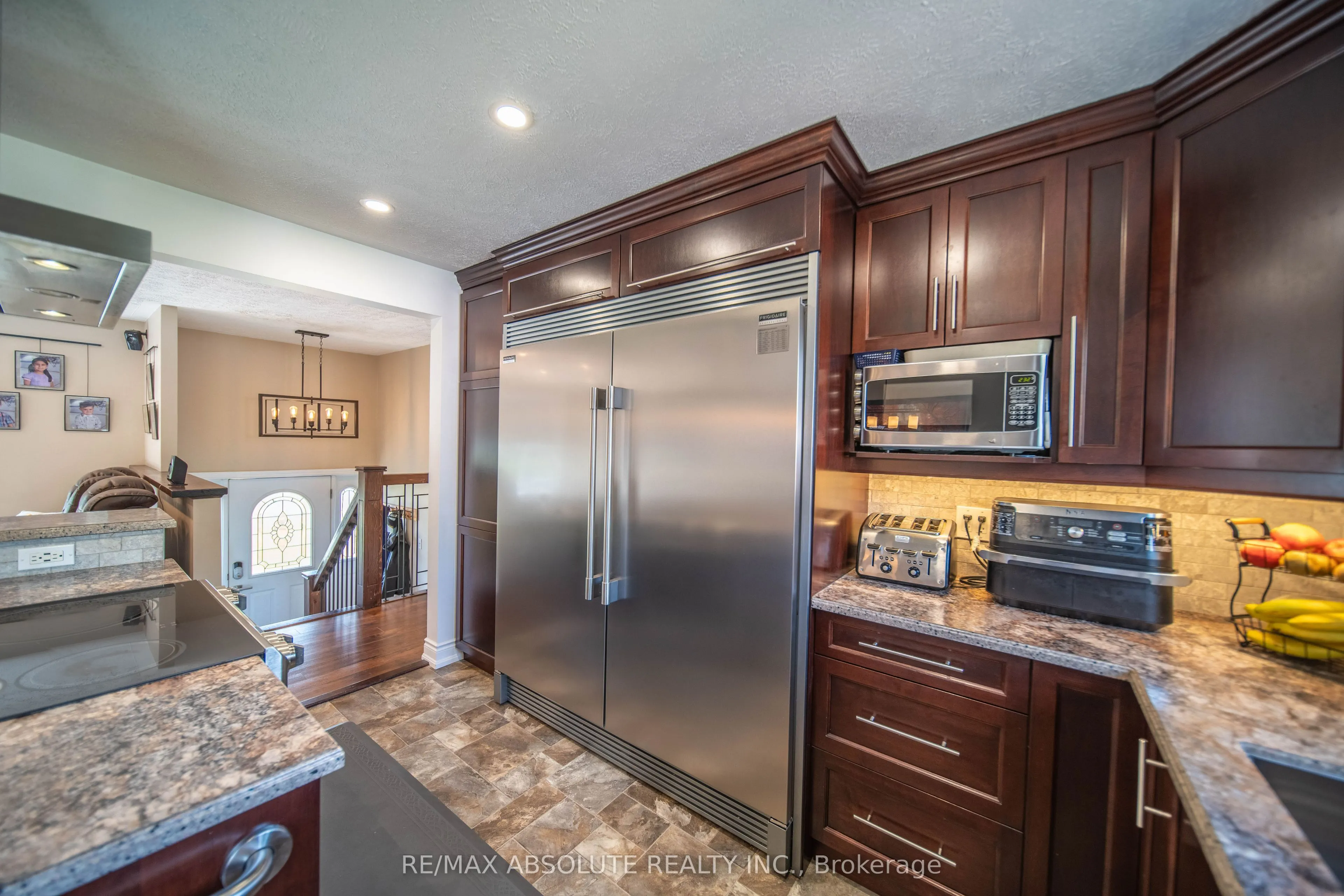 38 Duchesse Crescent #38