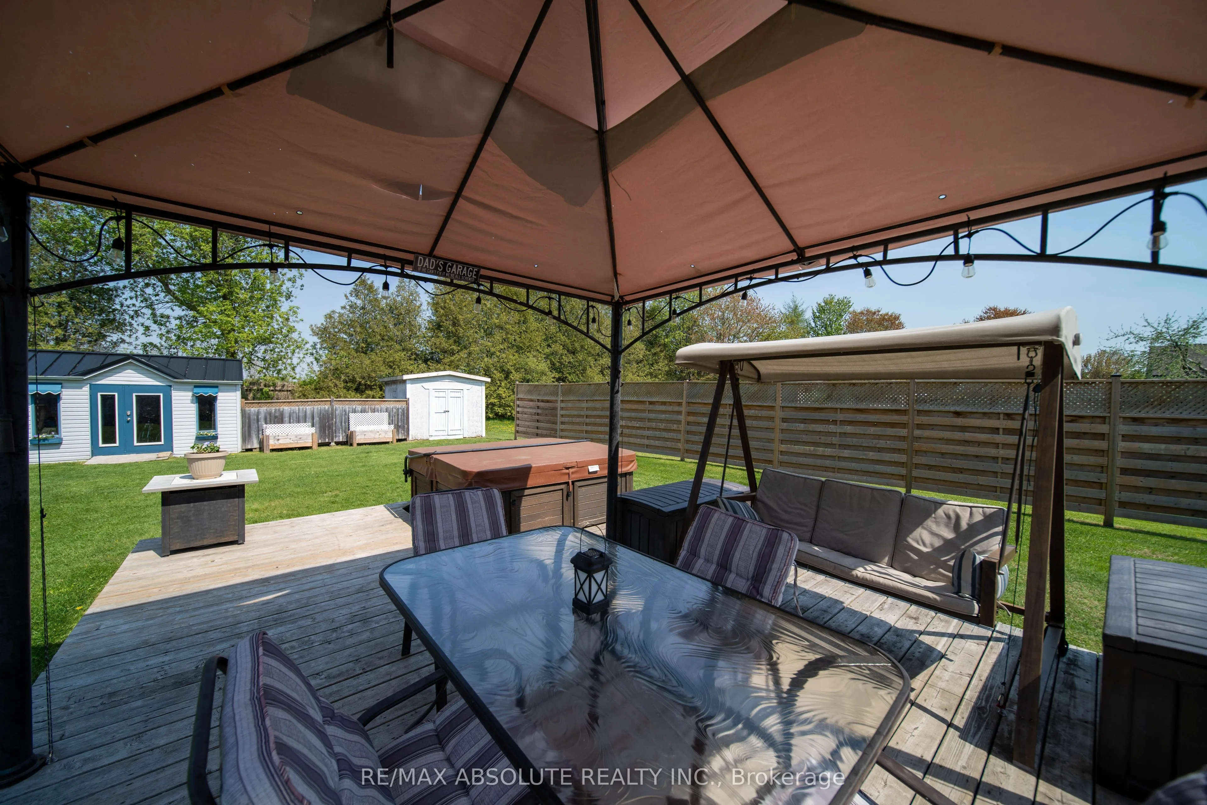 38 Duchesse Crescent #38