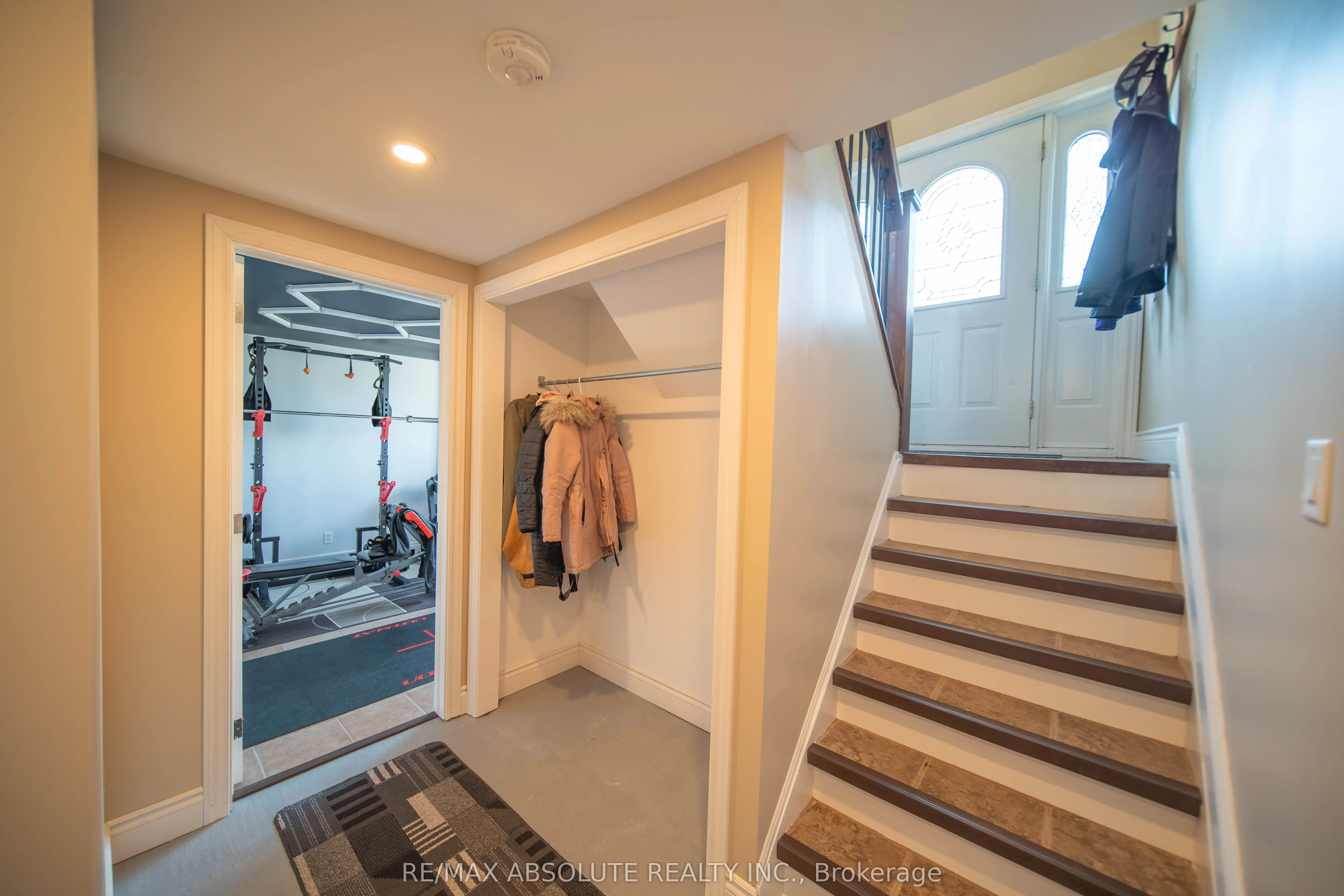 38 Duchesse Crescent #38