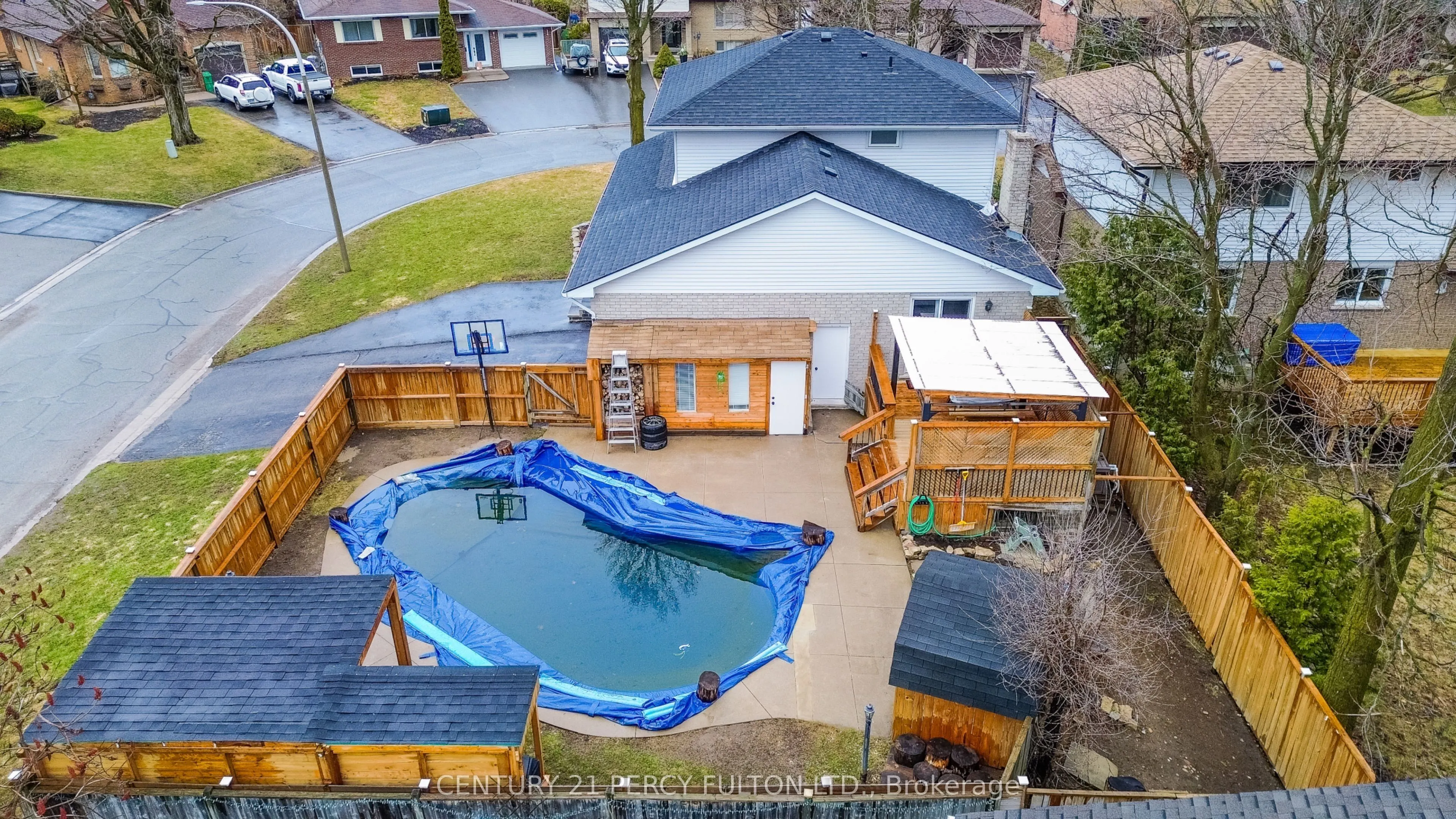 1853 Mapleridge Drive