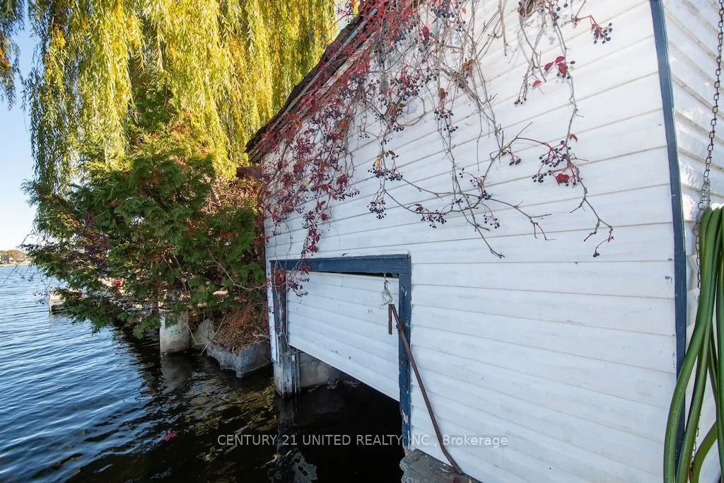 131 Homewood Avenue