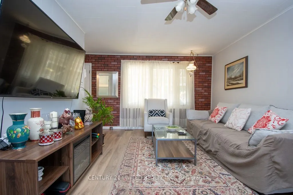 131 Homewood Avenue