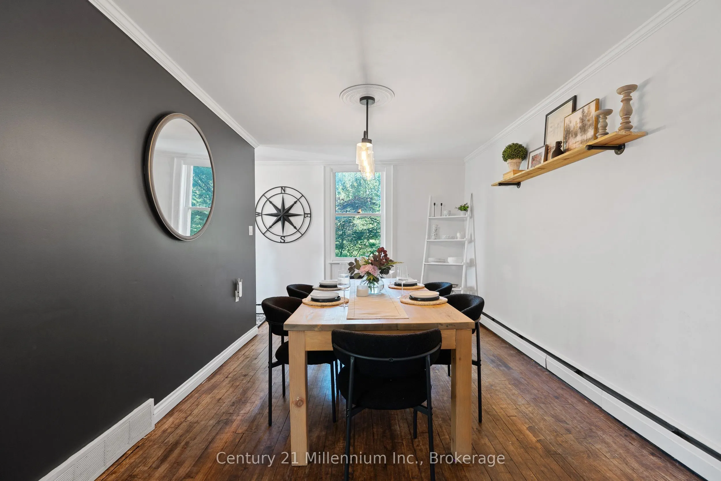 101774 Grey 5 Road
