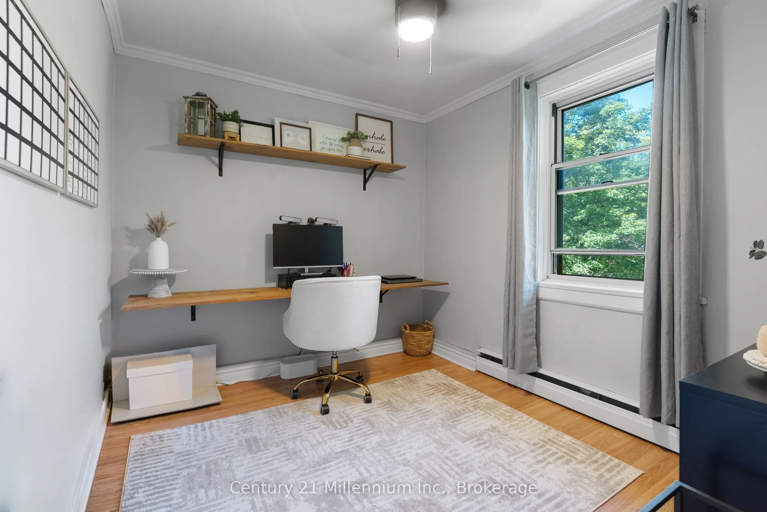 101774 Grey 5 Road