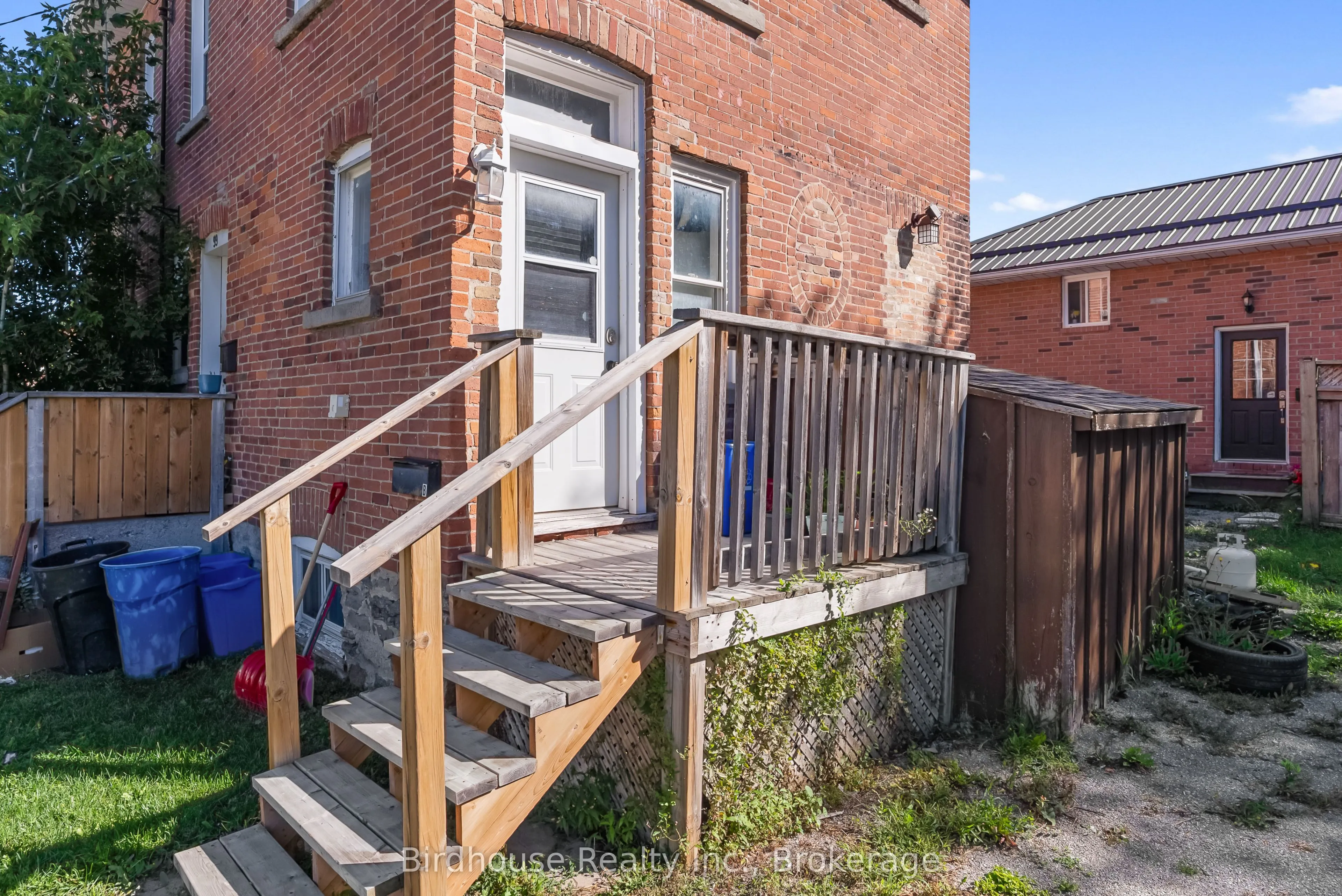 99 Durham Street W