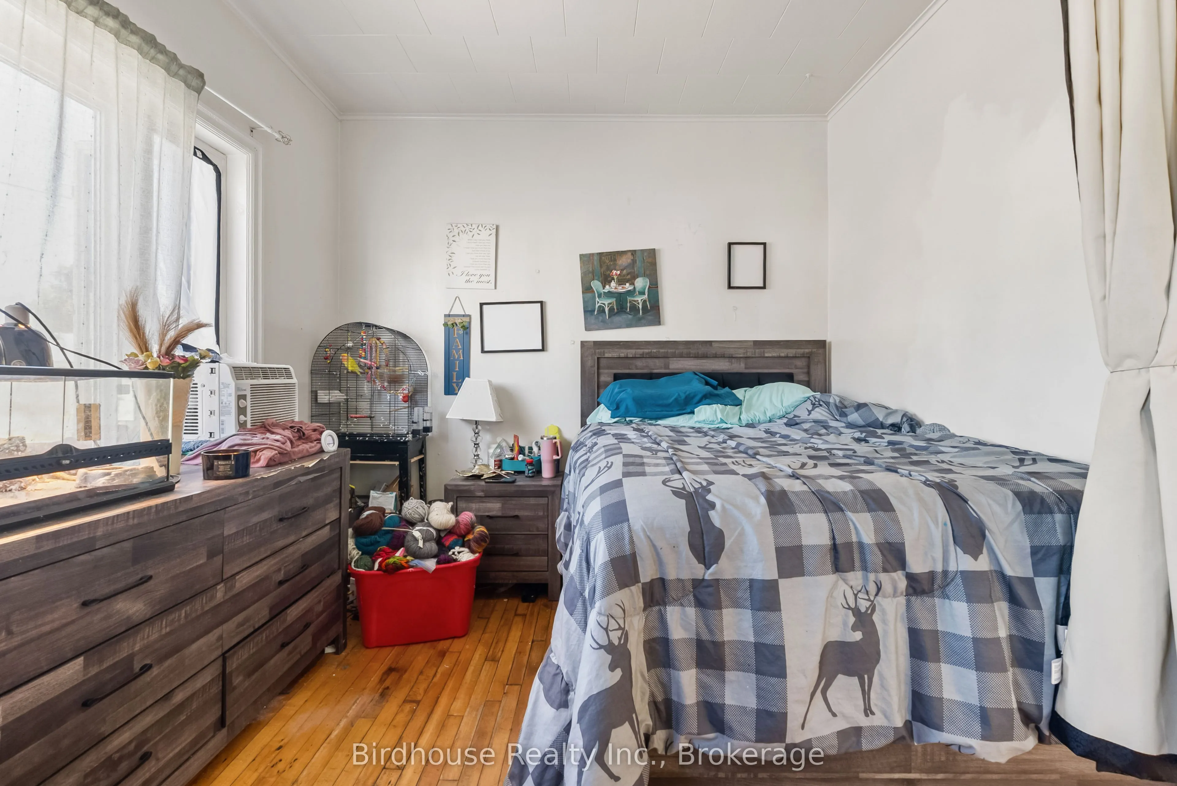 99 Durham Street W