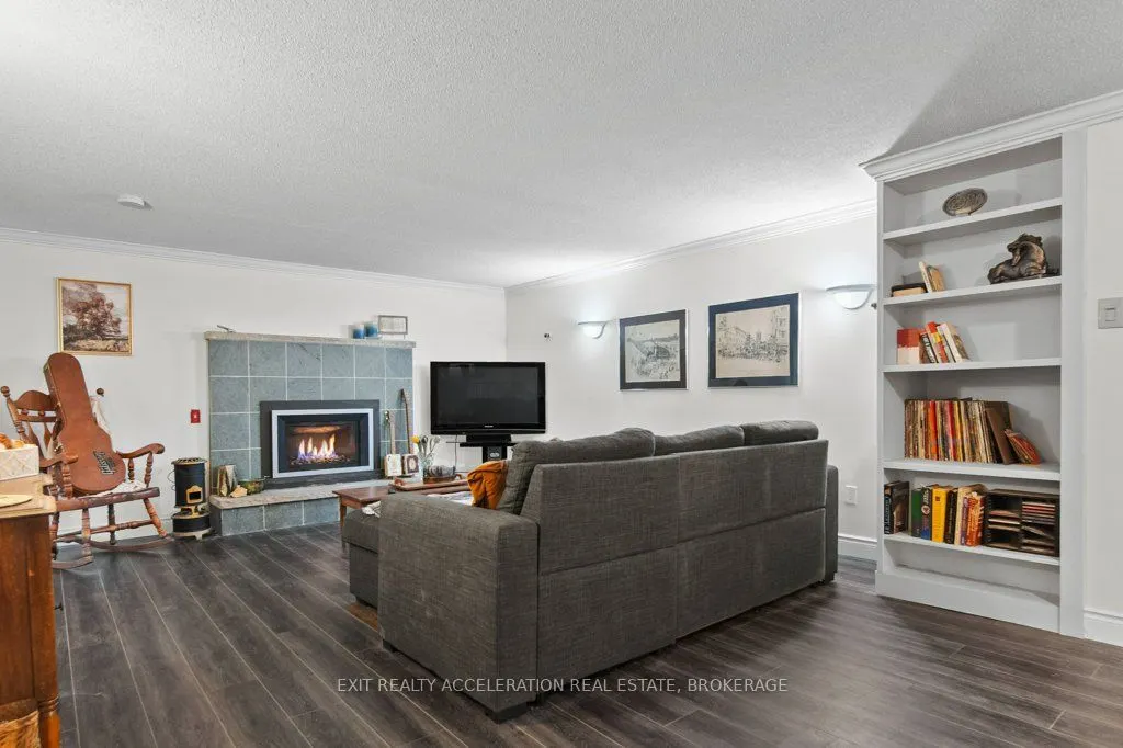 28 Southcrest Drive