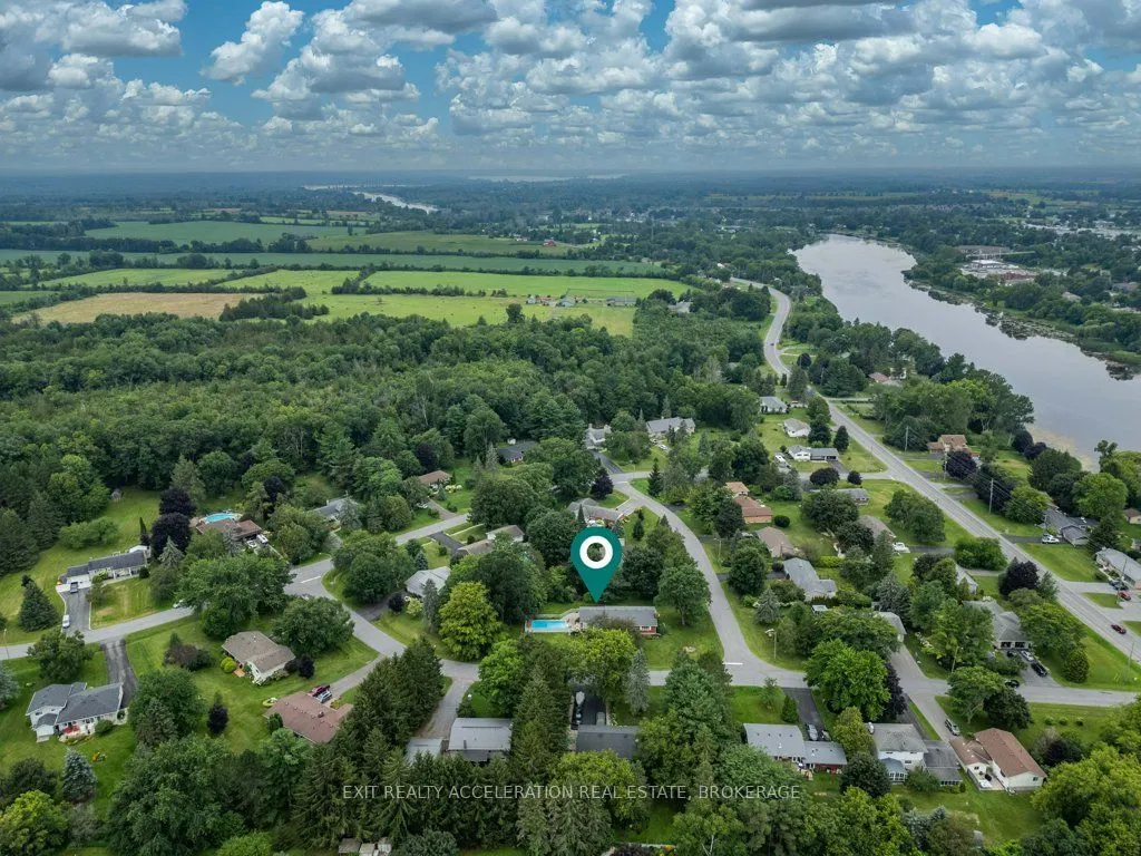 28 Southcrest Drive