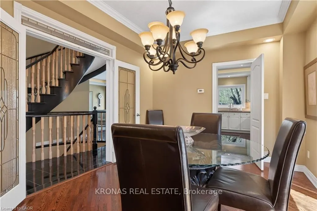 85 Waterford Crescent