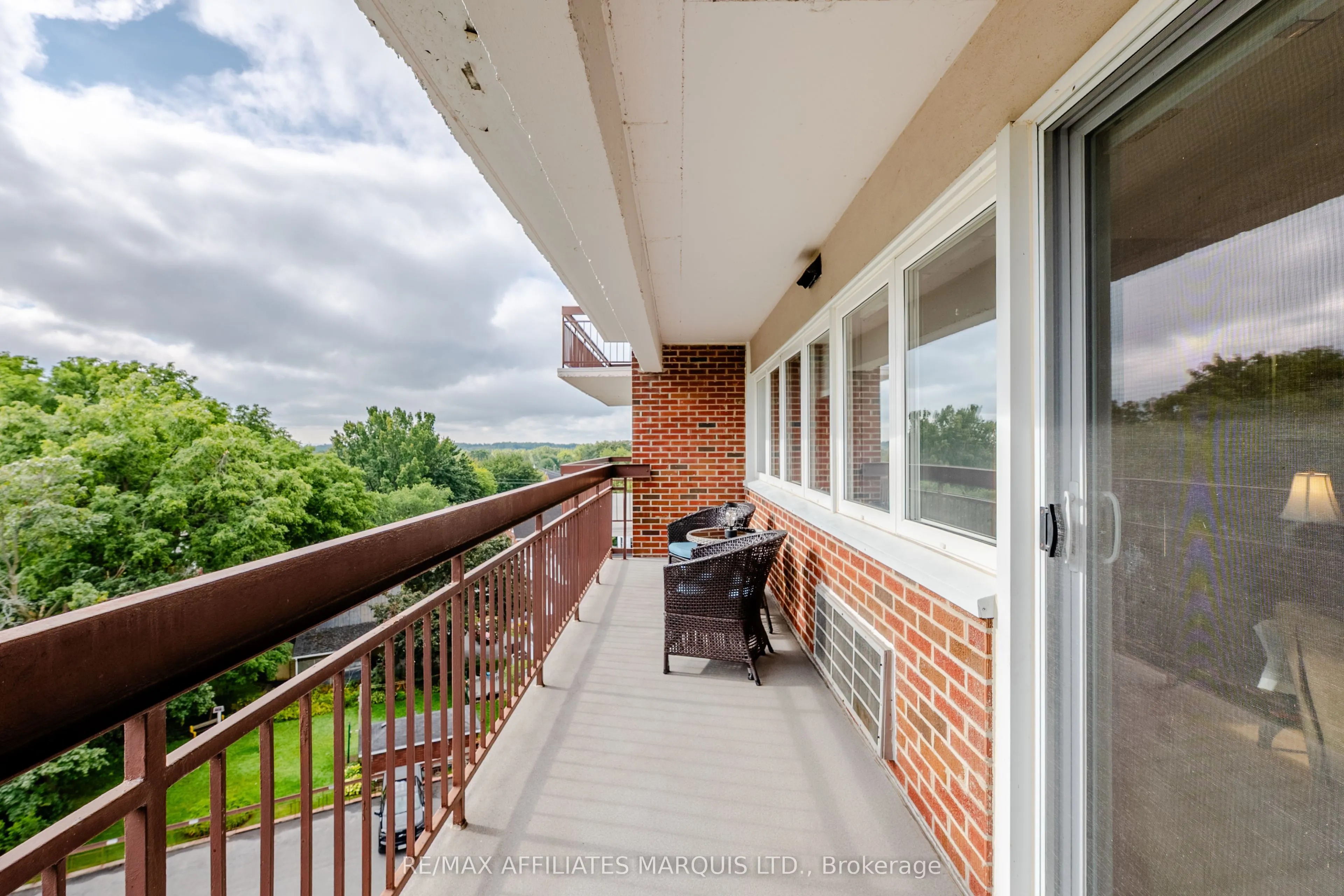 308 Second Street E #806