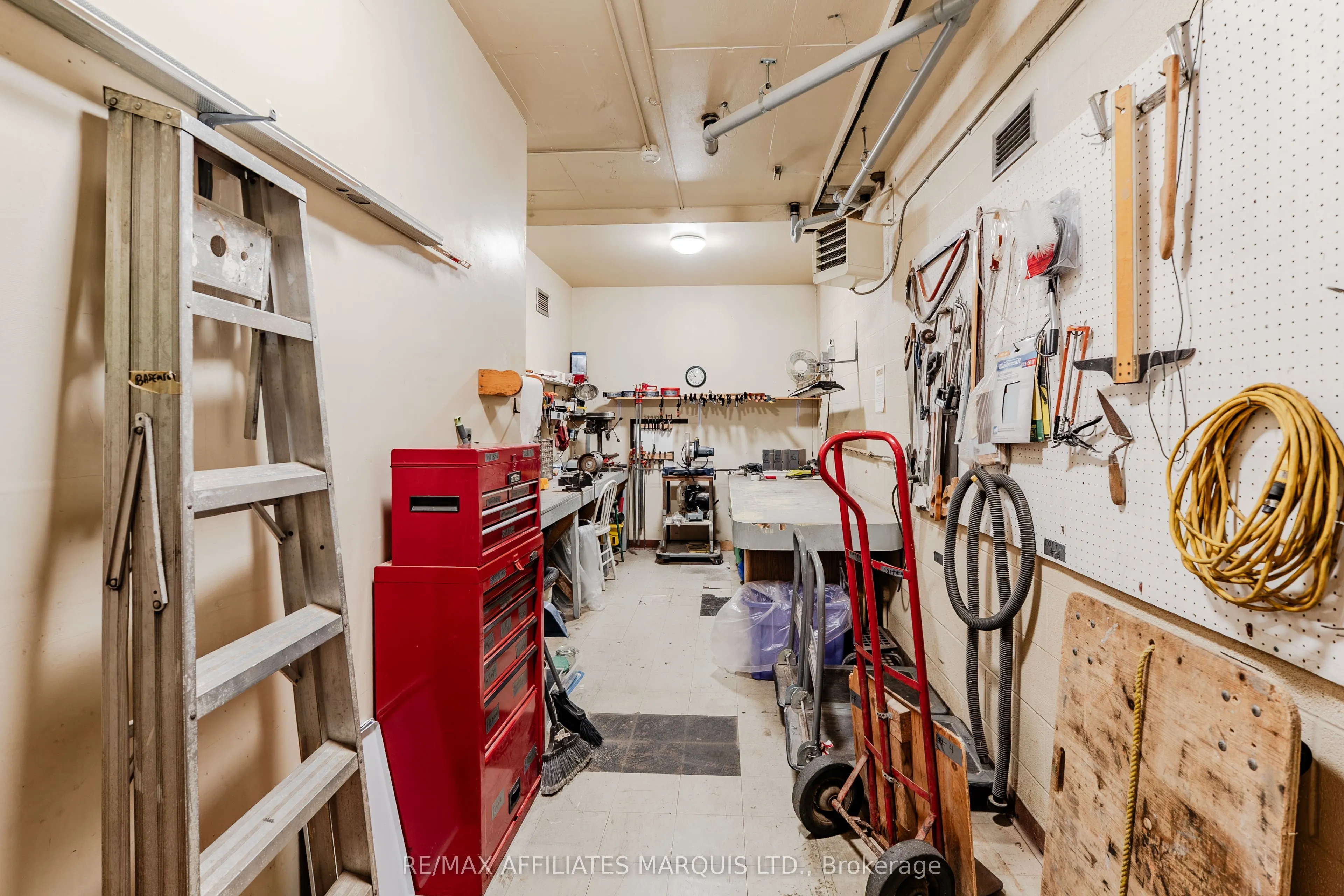 308 Second Street E #806