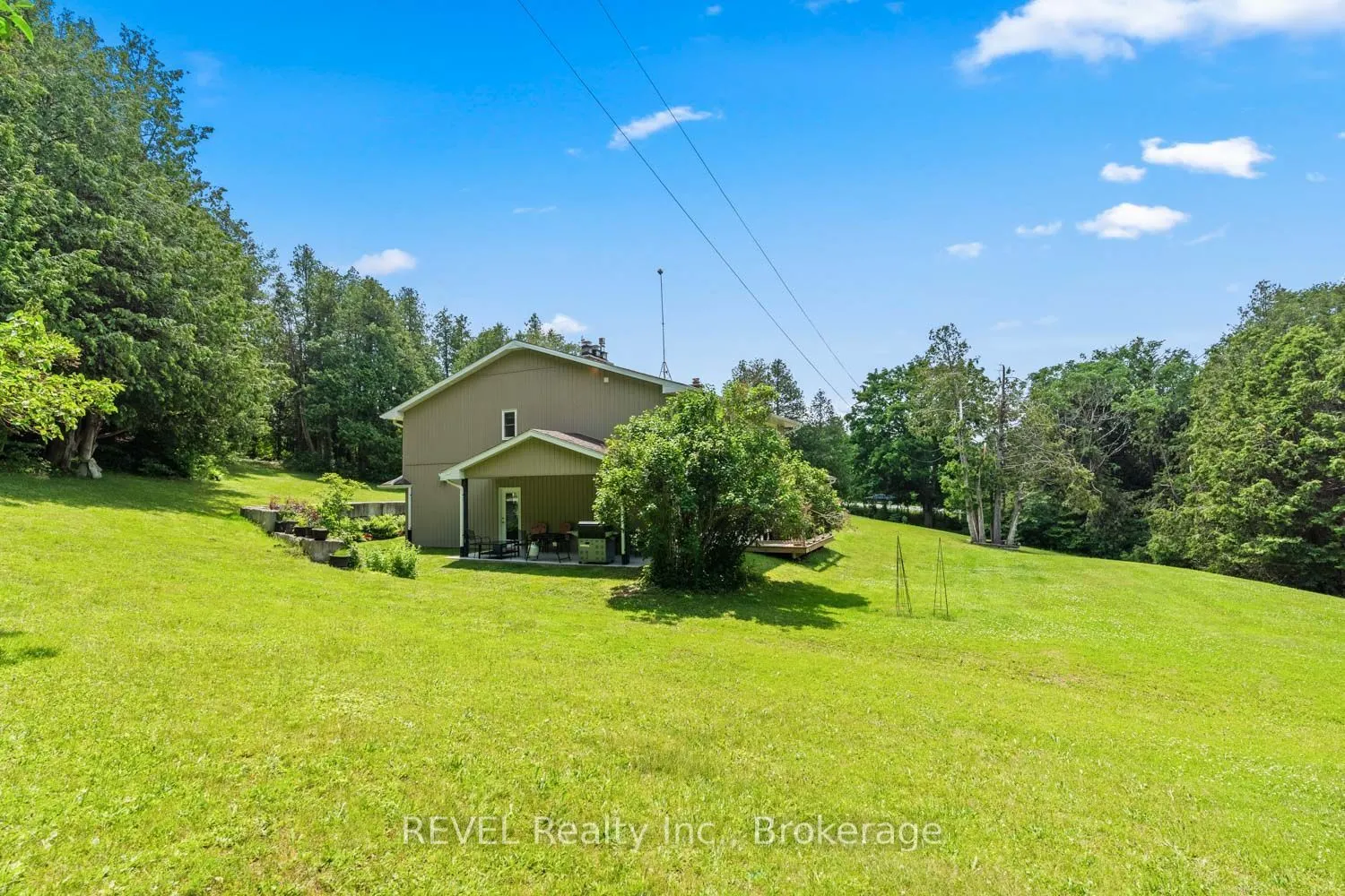 208 Ski Hill Road