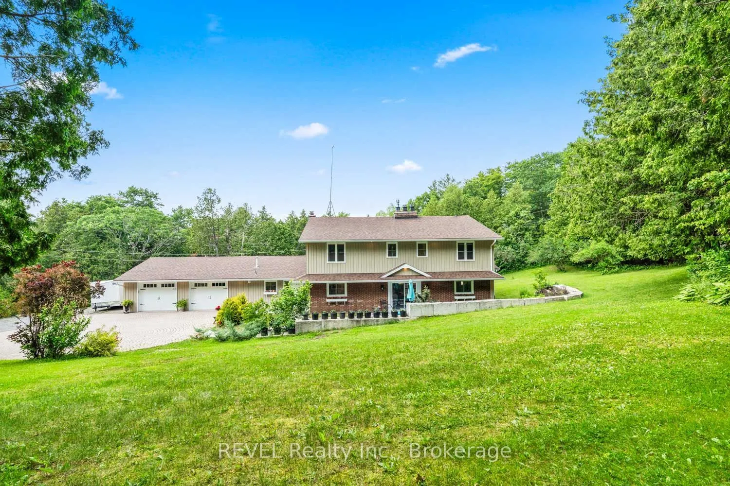 208 Ski Hill Road