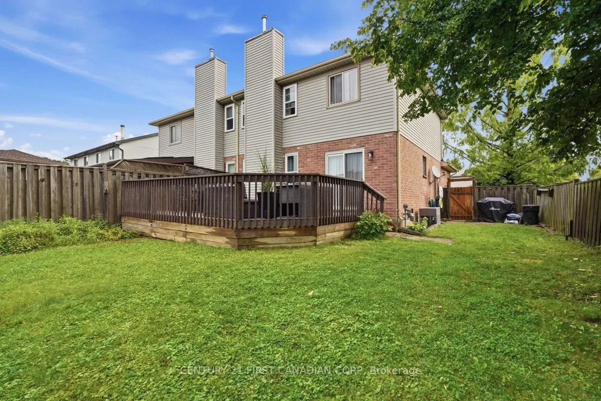 242 MARTINET Avenue