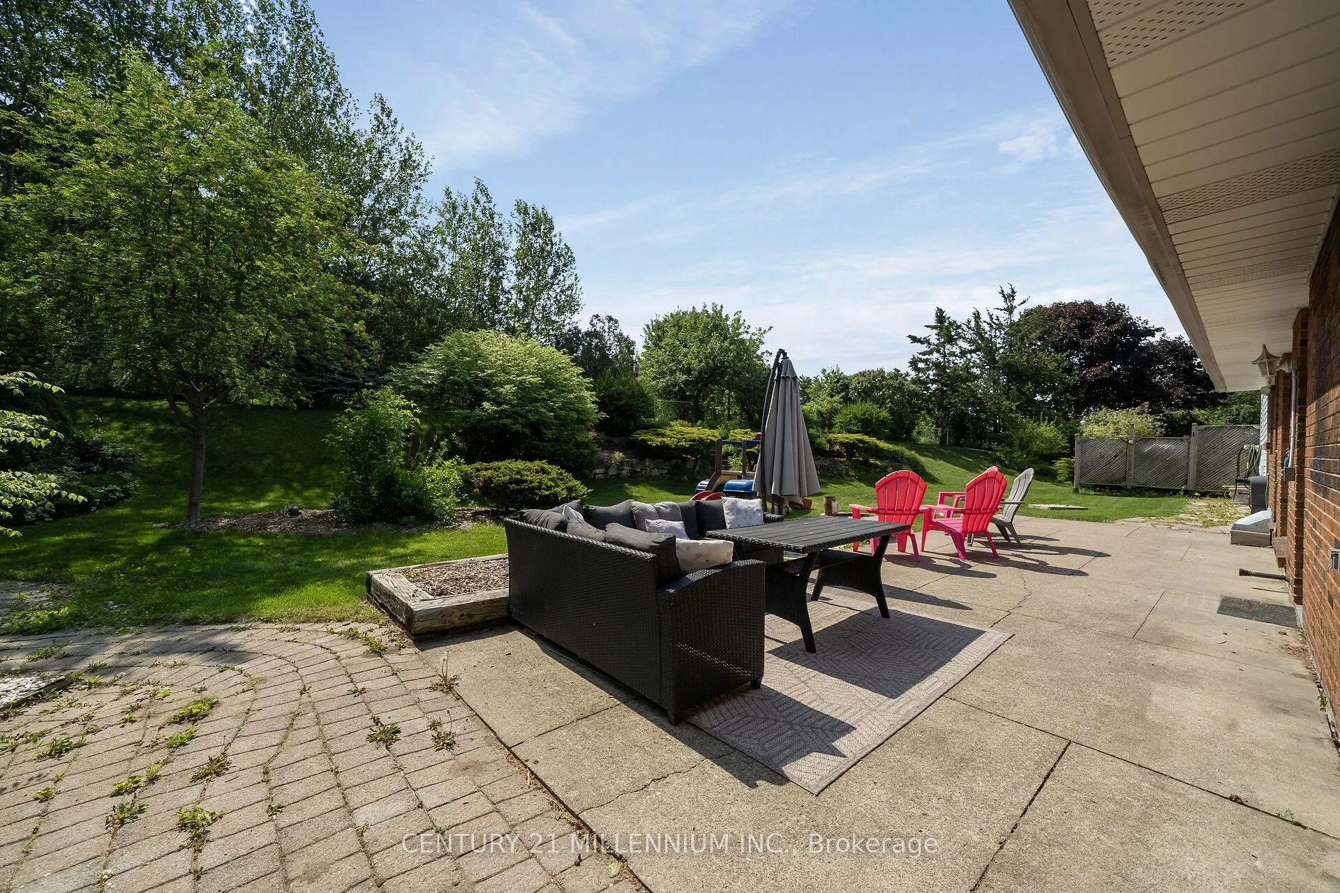 41 Douglas Crescent