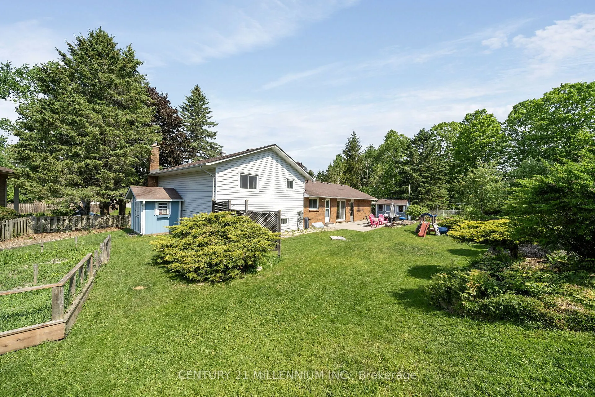 41 Douglas Crescent