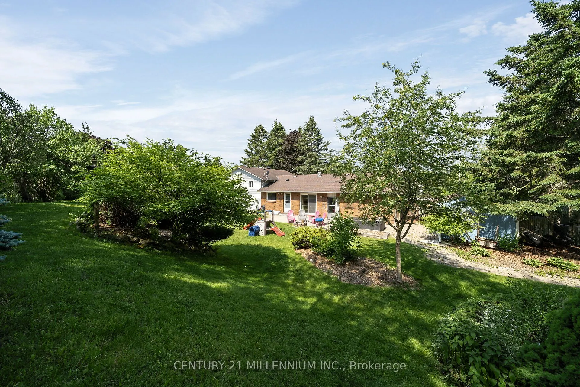 41 Douglas Crescent