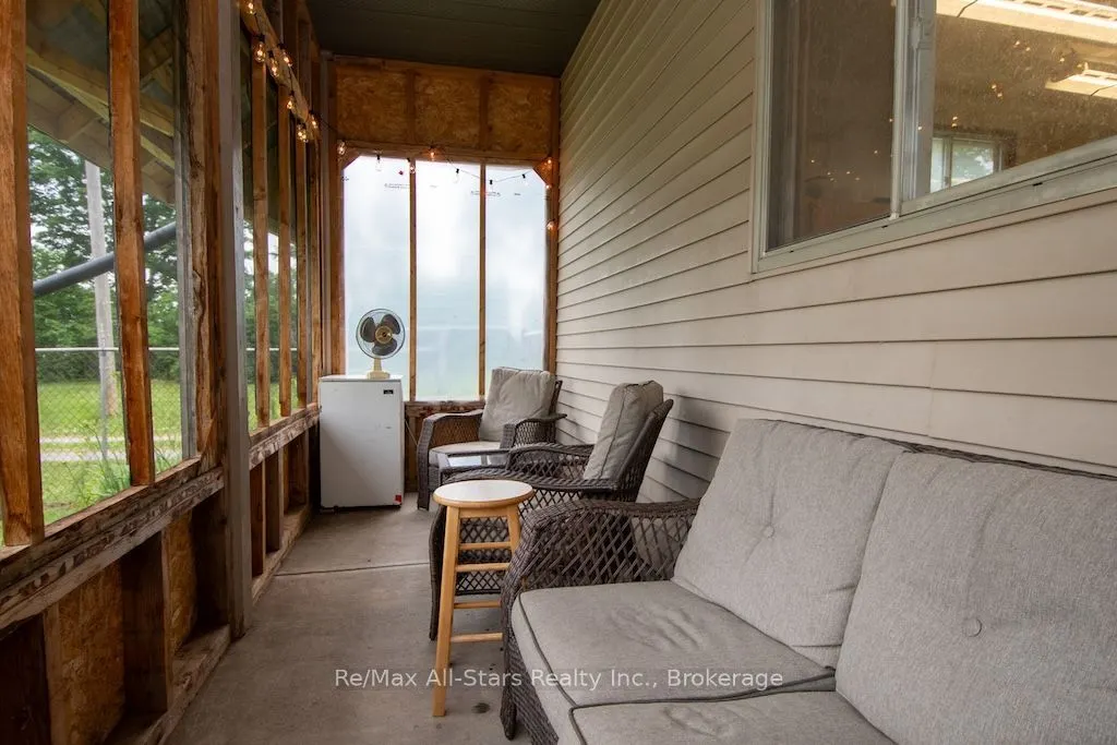 1571 Elm Tree Road