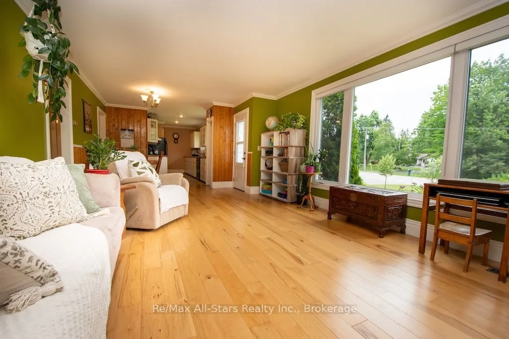 1571 Elm Tree Road