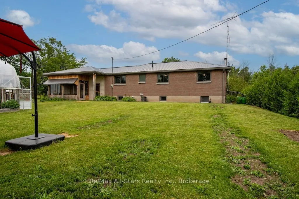 1571 Elm Tree Road