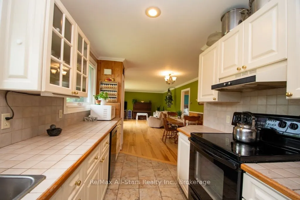 1571 Elm Tree Road