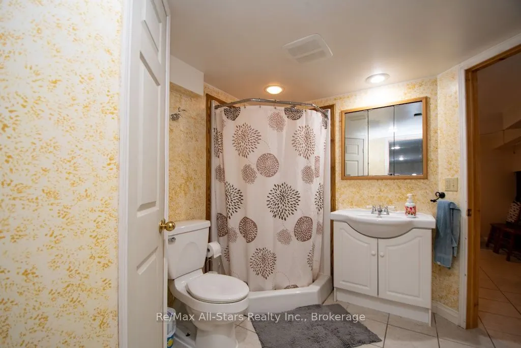 1571 Elm Tree Road
