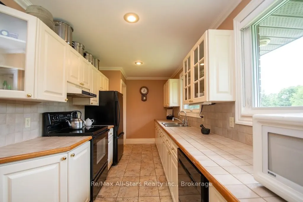 1571 Elm Tree Road