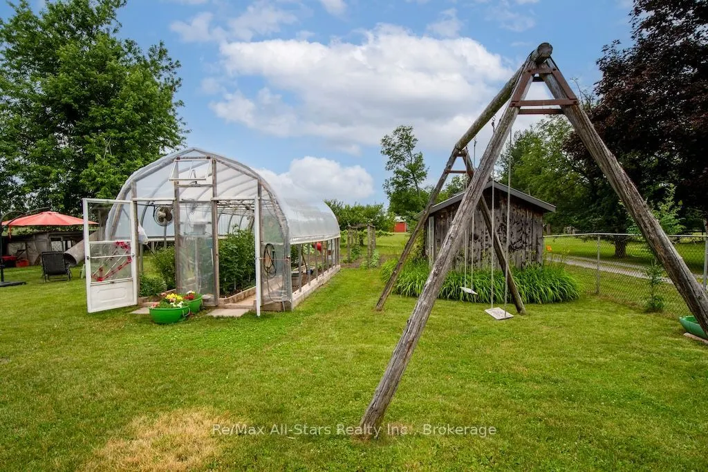 1571 Elm Tree Road
