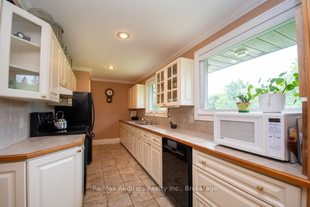 1571 Elm Tree Road