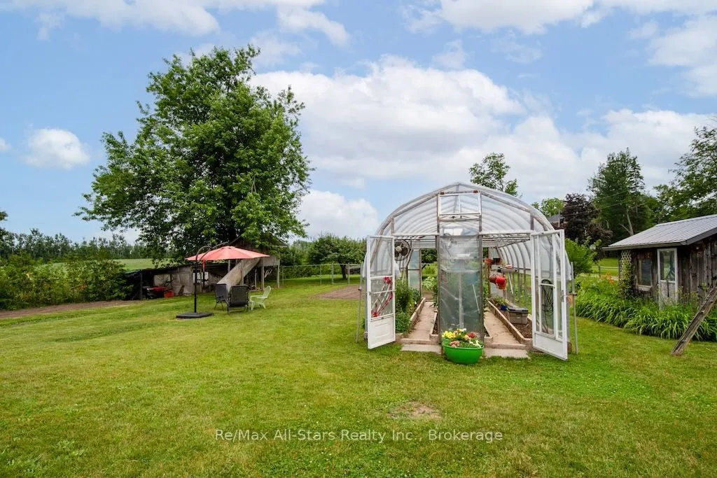 1571 Elm Tree Road
