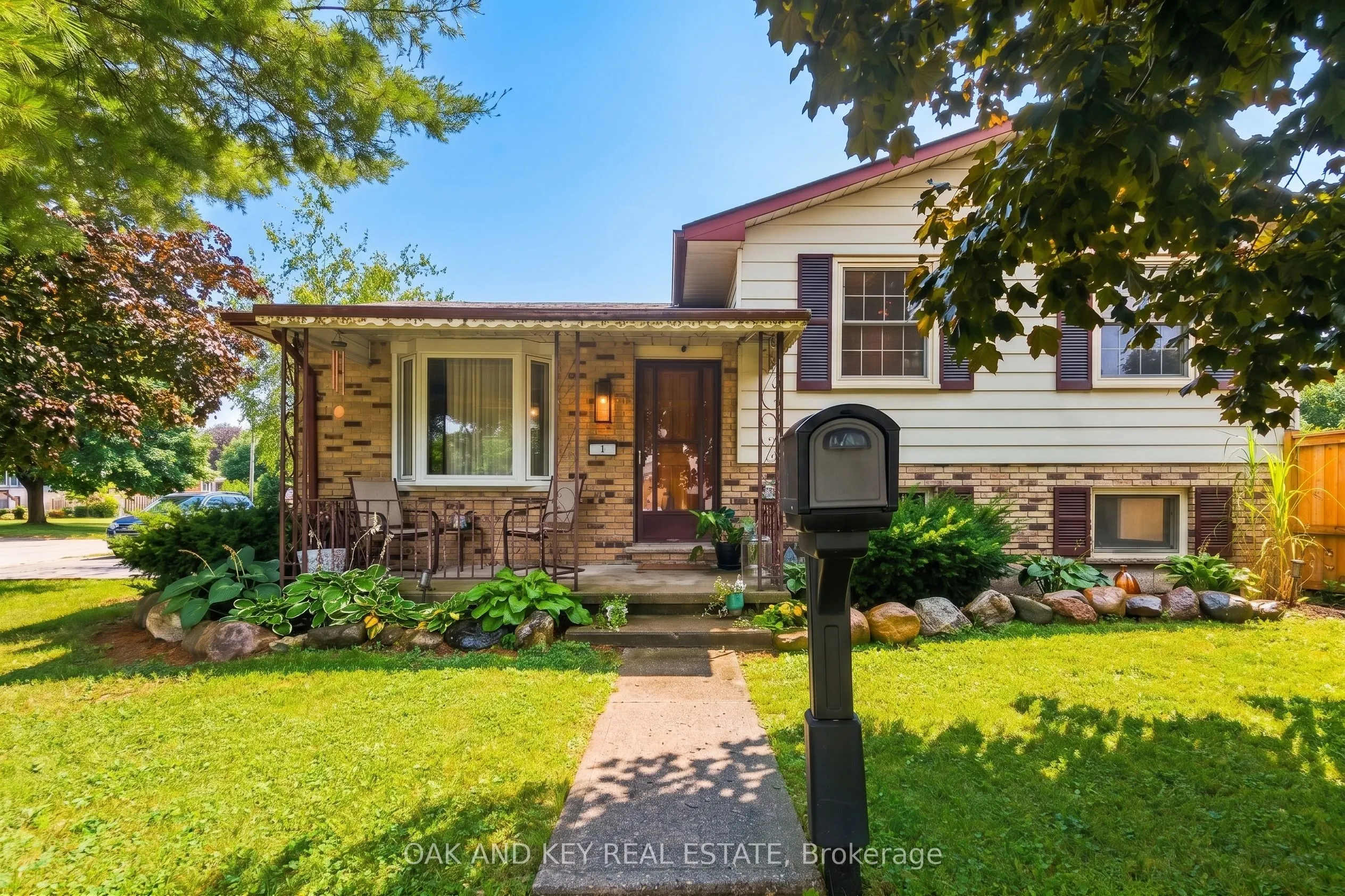 1 Vanier Place