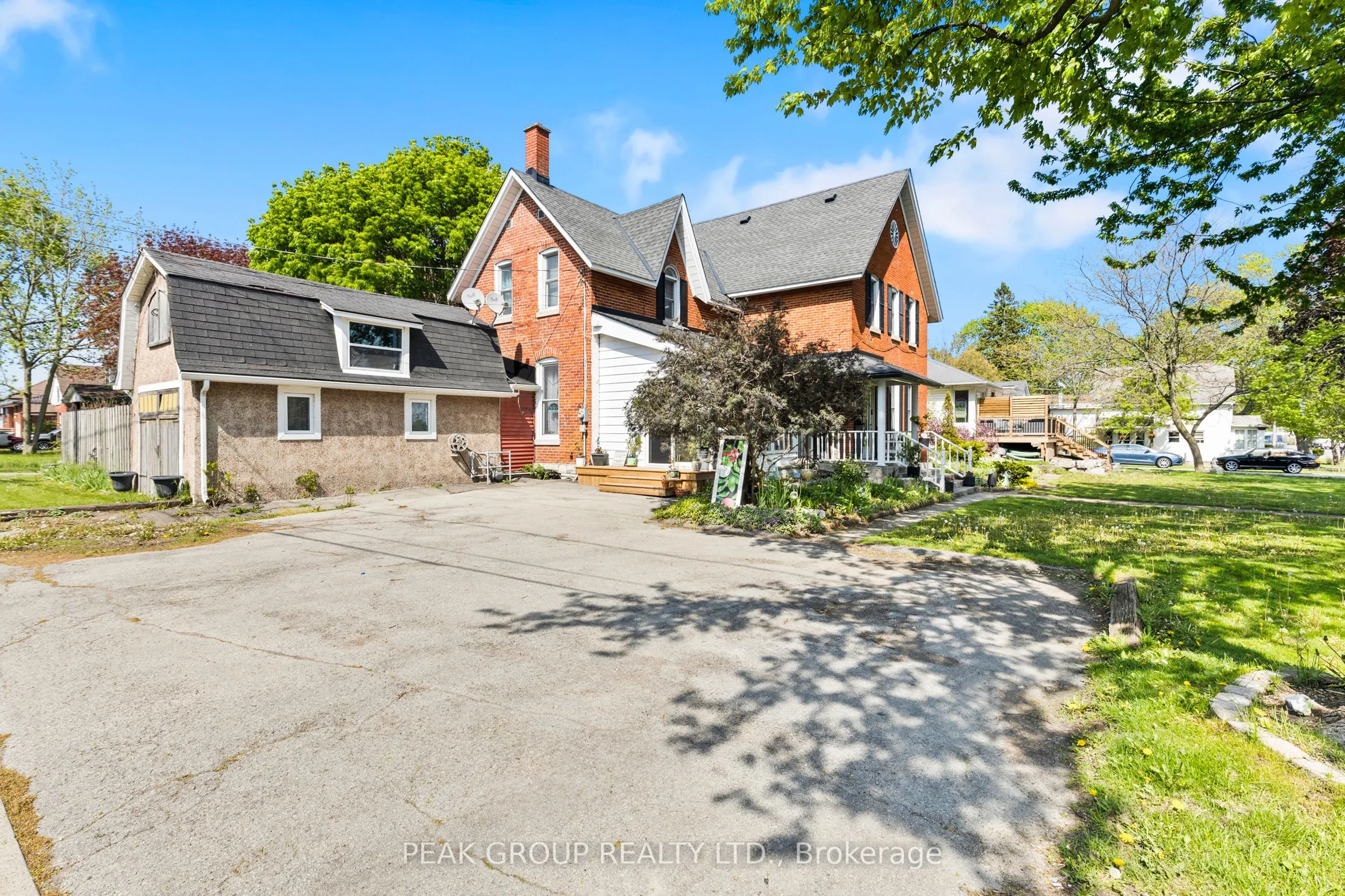 171 Killaly Street W